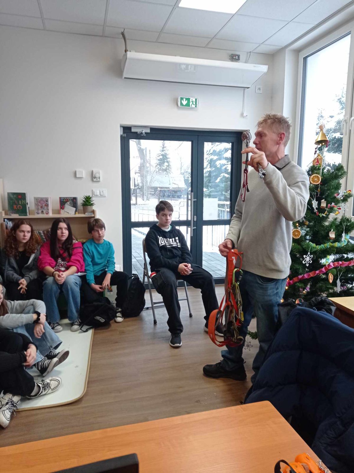 Spotkanie z alpinistą w bibliotece w Łętowicach